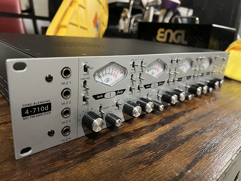 Universal Audio 4-710d 4-Channel Microphone Preamp 2010 - Present