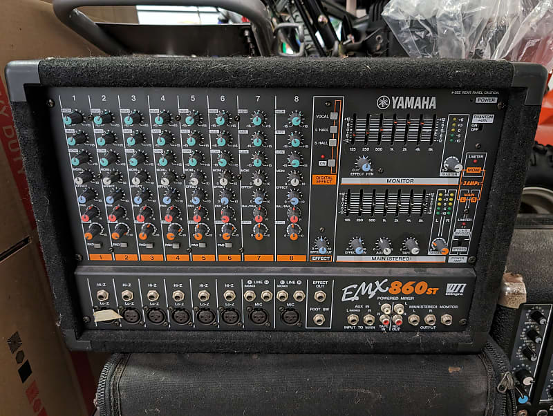 Yamaha EMX860st Powered Mixer 8 Channel 600W, Effects, EQ, Reverb
