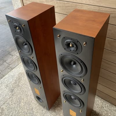 TRIANGLE CELIUS 202 ( STEREOPHILE CLASS A ) | Reverb The Netherlands