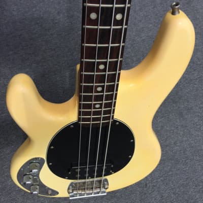Immagine Music Man Stingray Bass Lefty 1980 White CremeRare Rosewood Fingerboard OHC - 3