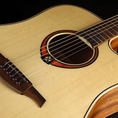 Lag - Tramontane 88 Dreadnought Cutaway Acoustic Electric! T88DCE image 6