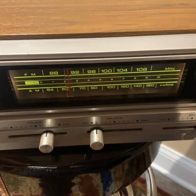 Soundesign AM-FM Stereo Receiver Cassette- 8 Track Player (Works) with Tapes image 3
