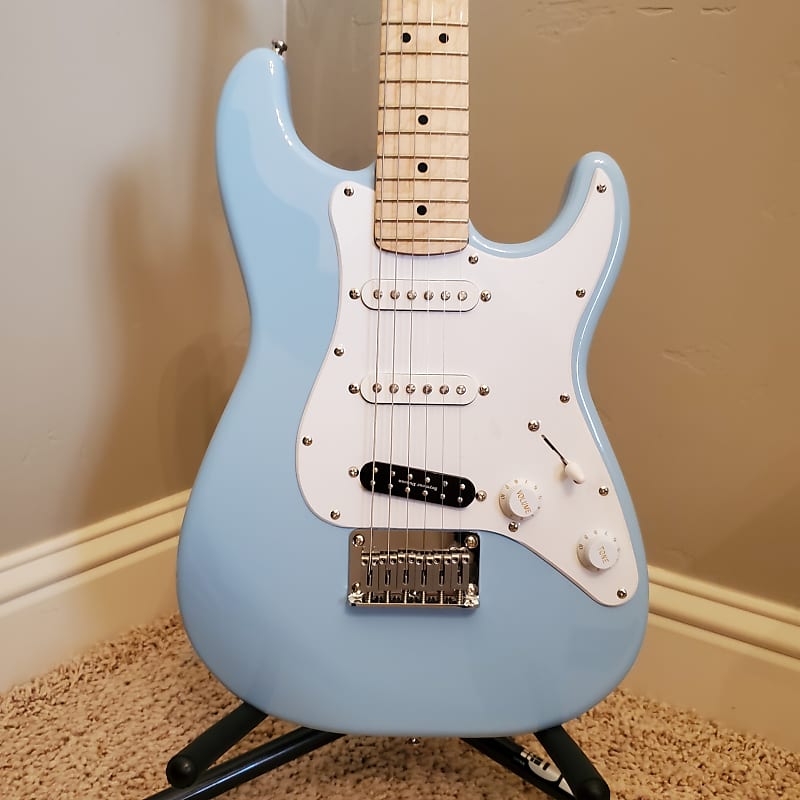 FSR Squier Mini Strat Modified Seymour Duncan JB Jr Daphne Blue Hardtail