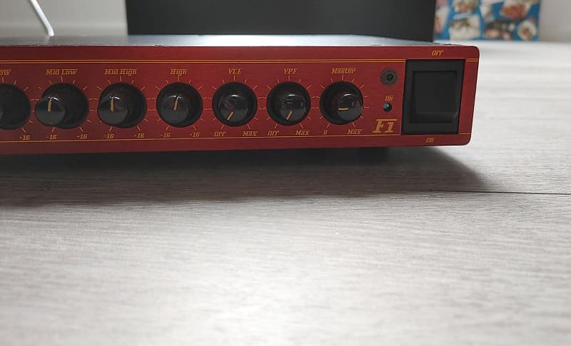 Markbass F1 Limited Edition Silver Panel