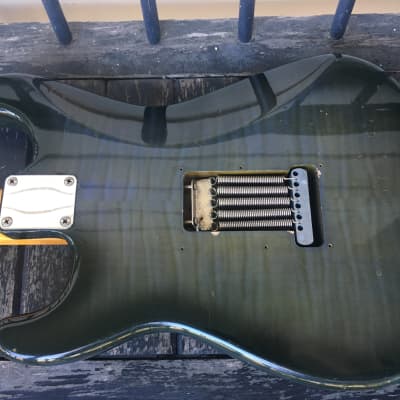 Fender Foto Flame Stratocaster  Dark Green Burst image 5