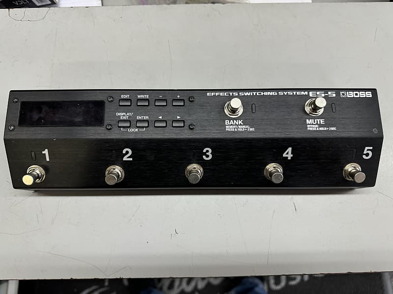 Boss ES-5 Effects Switching System