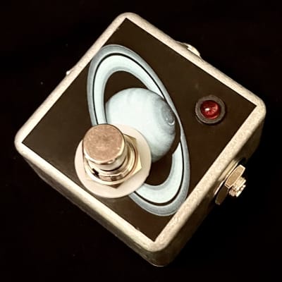 Saturnworks Micro Latching Kill Mute Switch Killswitch w/ LED Guitar Pedal with Neutrik Jacks - Handcrafted in California image 1