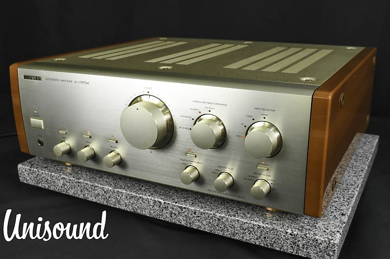 Sansui AU-α907MR Integrated amplifier in Very Good condition