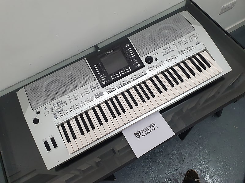 Yamaha PSR-S910 電子オルガン Yamaha PSR-S910 電子オルガン 鍵盤楽器