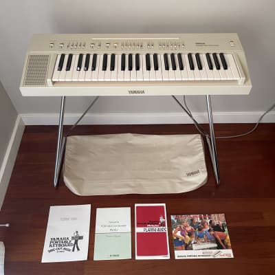 Vintage Yamaha PS20 Analog Keyboard with rare metal Yamaha keyboard stand, dust cover and all manuals / documentation THE Beach House Organ / Synth / String Machine