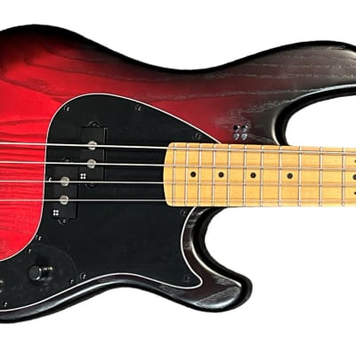 Sandberg Cal. Vs (Lionel) Short Scale Bass, Redburst / Rst. Maple *8.4 Lbs., In Stock! image 1