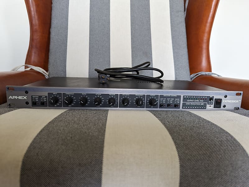 Aphex Expressor model 651 Compressor / Limiter | Reverb