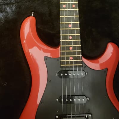Knaggs Severn X  2018 Red image 1