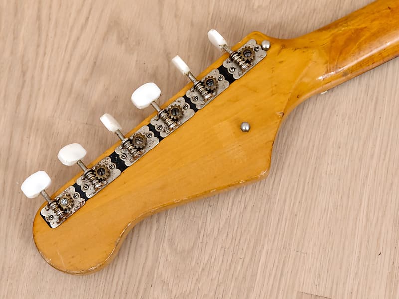 1960s Guyatone LG-100T Vintage 3 Pickup Electric Guitar