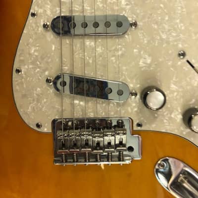 Fender Stratocaster 1999 Sunburst image 6