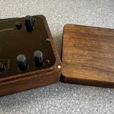 Monome Norns Sheld 210331 With 128gb MicroSD Card And Custom Walnut Wooden Case image 3
