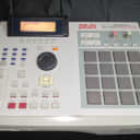 Akai MPC2000XL MIDI Production Center 2000 - 2005 - Grey WITH 8OUTS