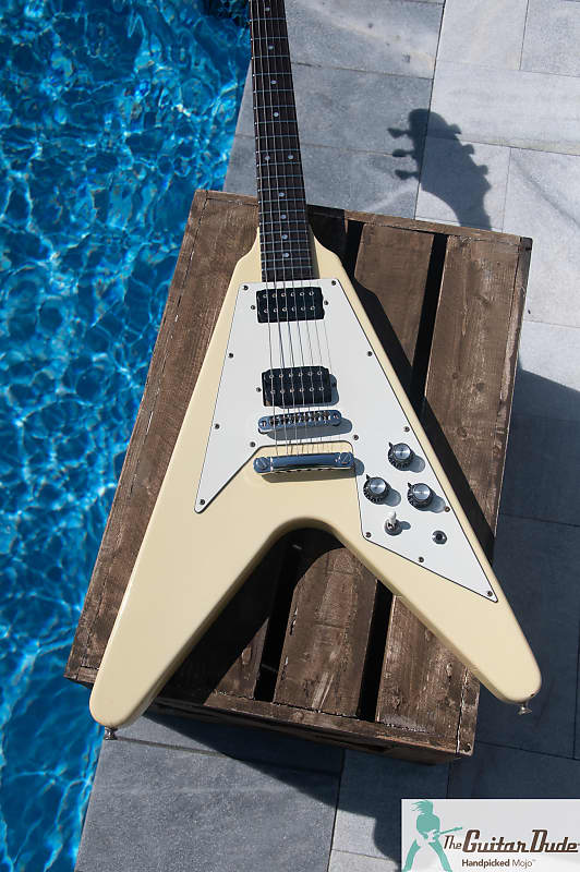 Classic 1978 Greco FV-600 W - '67 Flying V Tribute - Made in Japan