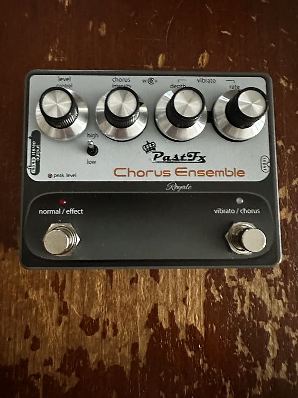 PastFx Chorus Ensemble Royale Reverb
