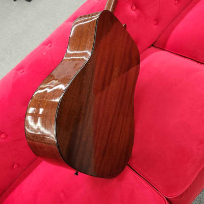 Martin D18 1961 - Natural with fully serviced image 15