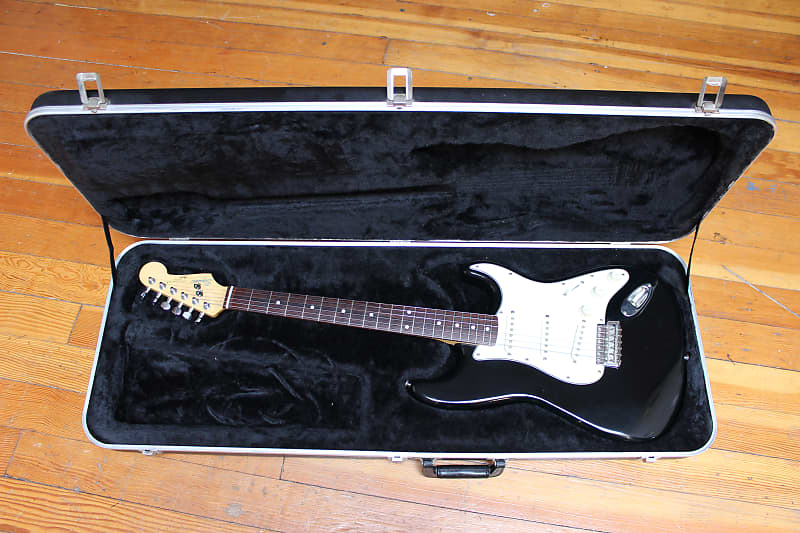 Squier Stratocaster E Series MIJ 1984-1987 Black | Reverb