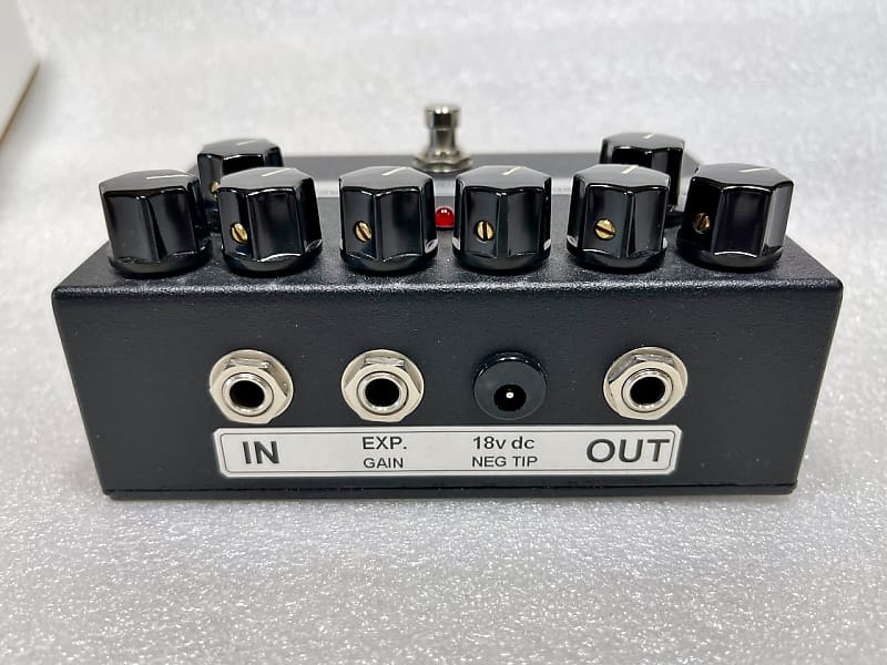 Toneczar Openhaus EQ Fuzz - Black