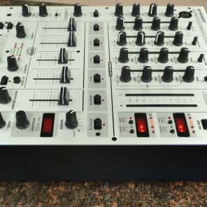 Behringer DJX700 Pro 5-Channel DJ Mixer | Reverb