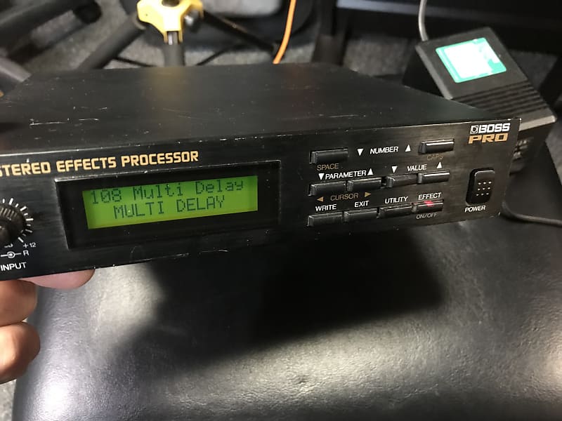 Boss SE-50 vintage Stereo super Effects Processor in good condition with  original power supply and B