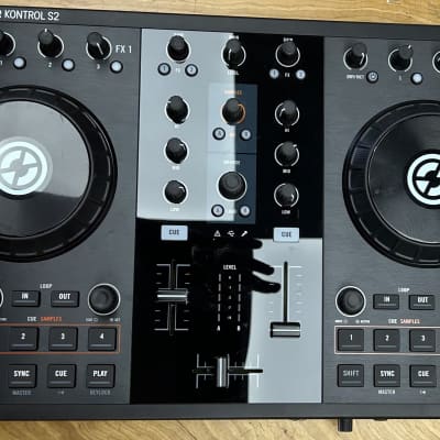 Native Instruments Traktor Kontrol S2 | Reverb