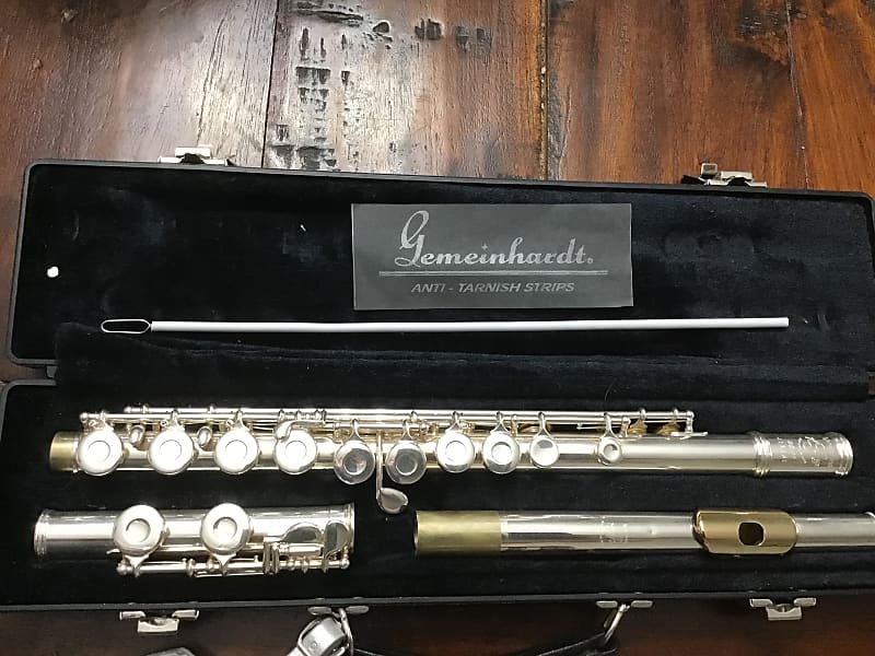 Gemeinhardt Flute 22 SP with Gold Plated Mouthpiece Reverb