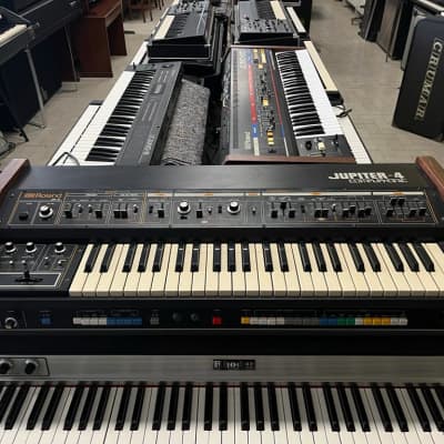 Roland Jupiter 4 49-Key Synthesizer 1978 - 1982 - Black