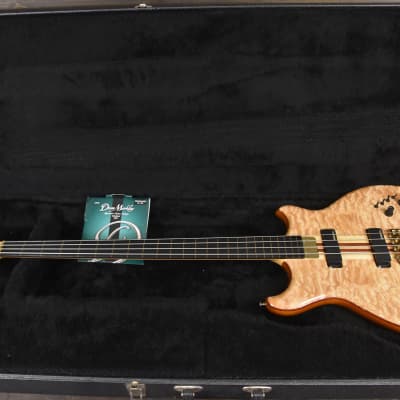 Alembic Custom Stinger Omega lined fretless Bass guitar w LED's 5A Quilted Maple image 6