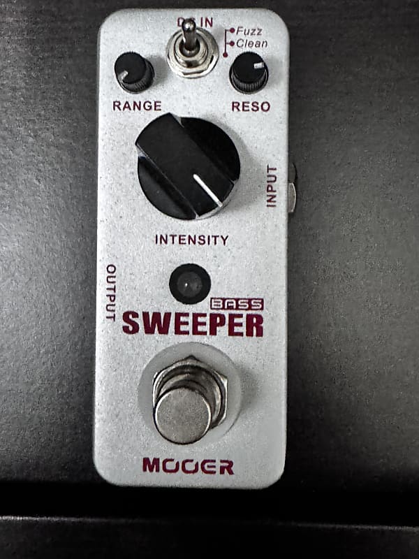 Mooer Bass Sweeper