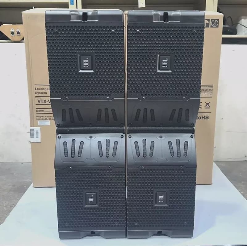 JBL VTX-V20 LINE ARRAY SPEAKERS (LOT OF 2) THS Reverb