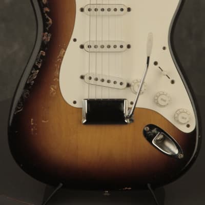 original 1957 Fender Stratocaster Sunburst w/orig. tweed case image 1