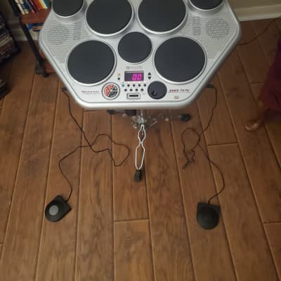 Yamaha DD-55 7-Pad Tabletop Electronic Drum Set 2001 - Silver, with stand