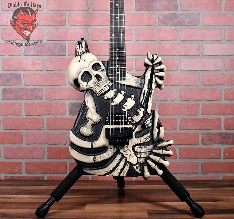 Custom George Lynch Skull Bones Black Body Electric Guitar 6