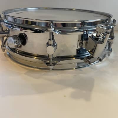 Yamaha SK275 Piccolo Snare Drum - Steel, Chrome Finish 12" x 3" image 3