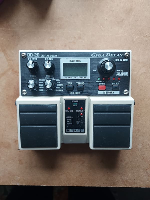 Boss DD-20 Giga Delay