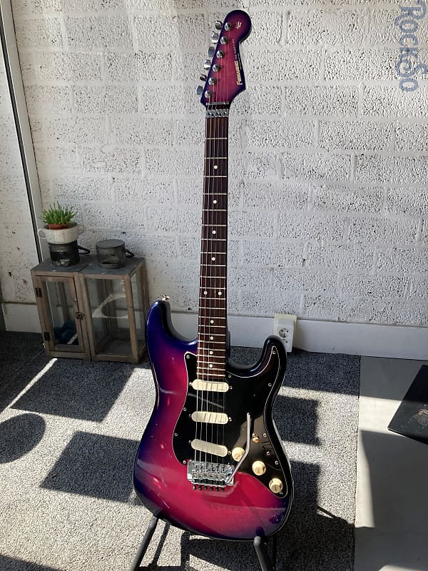 Fernandes FST-80/FST-85 Mod 1980s Sparkle Purple Sunburst