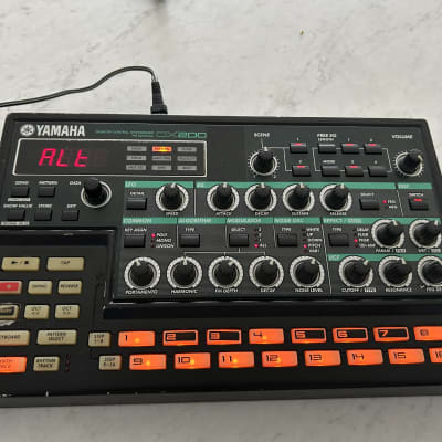 Yamaha DX200