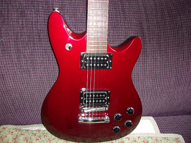 Fender squier m80 deals