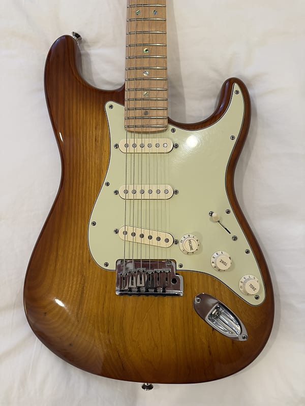 Fender American Deluxe Stratocaster Ash 2004 - 2010 | Reverb