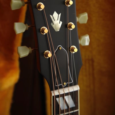 Gibson Custom '60 Hummingbird Reissue Fixed Bridge Acoustic Guitar image 3