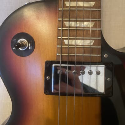 Gibson Les Paul Studio 2012 Sunburst image 6