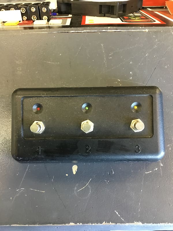 Crate Foot switch Reverb