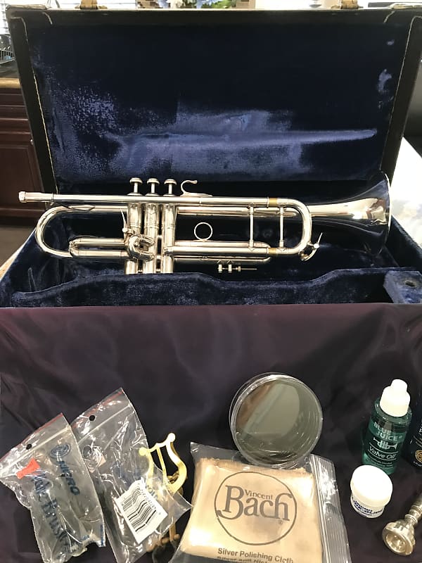 Vintage Bach Stradivarius Model 37 Trumpet | Reverb