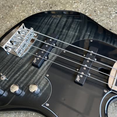 Mayones Jabba Classic 4 Flame Top 2022 - Trans Graphite Burst image 9