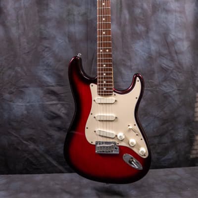 Fender Stratocaster Strat Plus Deluxe 1990 - Crimson Frost for sale
