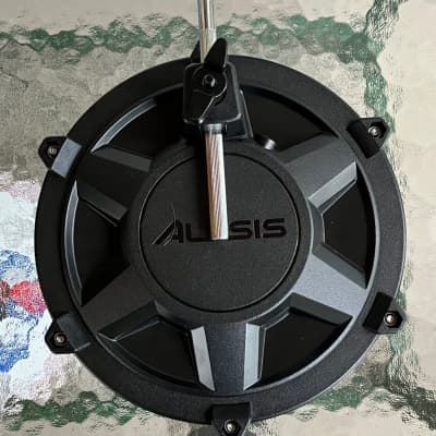 2 Alesis Single-Zone Drum Pad with  L-rod - Black image 5